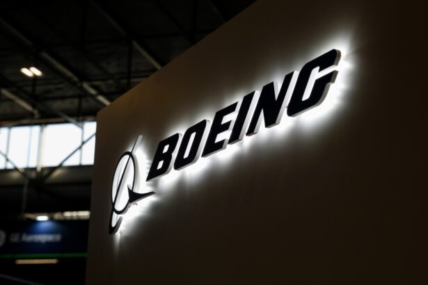 angajatii boeing aflati in greva in sua resping cea mai recenta propunere de contract de munca si continua protestul 68ff1cfa8ef52