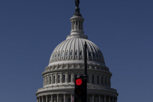 blocajul bugetar loveste new york si california trump taie miliarde din finantarea promisa 68dea07478d25