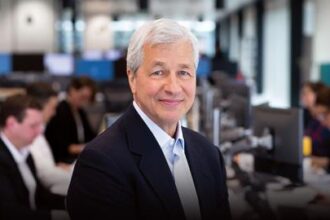 jpmorgan lets staff use ai to help write performance reviews 6900084da7aeb