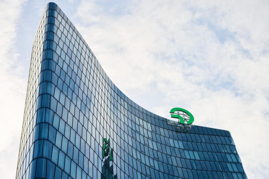 omv actionarul majoritar al petrom si a redus planurile de investitii pana in 2030 cu cinci miliarde de euro cum avanseaza proiectul neptun deep 68e3955c75660