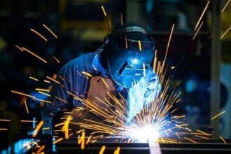 prabusire pentru industria prelucratoare scadere cu 285 in august 2025 fata de august 2024 a comenzilor noi 68f9d15ebcbc0