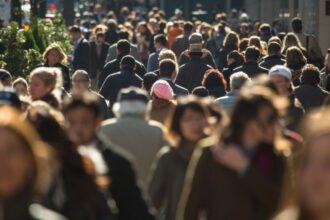 romanii vor putea verifica gratuit la depozitarul central daca au actiuni de la cuponiada din anii 90 68dfd48e1efc2