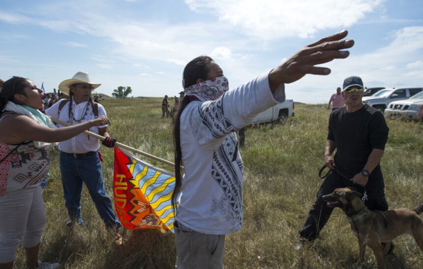 un judecator din sua a redus la 345 de milioane de dolari despagubirile la care fusese condamnata greenpeace pentru ca s a opus constructiei unui oleoduct in statul american dakota 690383e079549