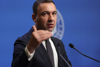 bogdan ivan cere modificarea legislatiei in domeniul energiei traderi cu doua laptopuri fac profituri uriase pe spatele romanilor 69099552f17d6