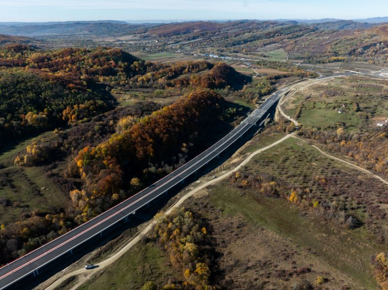 foto autostrada a1 sibiu pitesti porr a finalizat 11 din cele 12 poduri ale sectiunii 4 692aadf8967c3