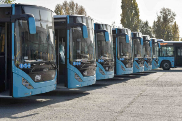 inmatricularile noi de vehicule au crescut cu 197 in trimestrul trei din 2025 cele mai mari cresteri sunt la autobuze si microbuze 6909ee629c355