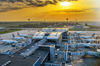 licitatie de peste 100 de milioane de euro pentru modernizarea pistei nr 1 a aeroportului otopeni cat vor dura lucrarile 6926e60657368