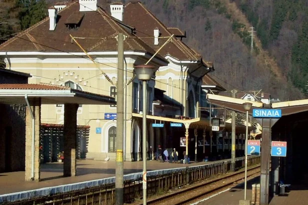 o gara emblematica a romaniei intra in reparatii cladirea este monument istoric 6919ad9fad998