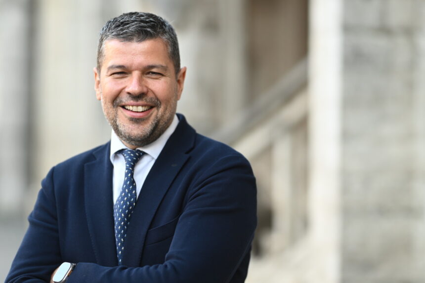 ppc vrea sa aduca si in romania modelul gigafabricilor de ai din grecia si macedonia georgios stassis vom servi atat nevoile de energie cat si nevoile de date si ai ale cetatenilor 690e24e4ab2cc