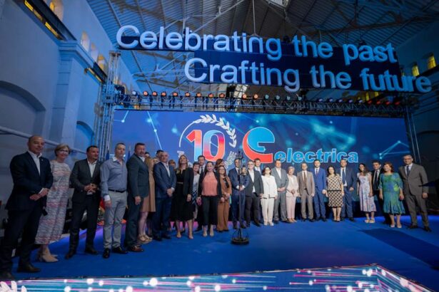 profitul electrica a crescut de aproape 3 ori dupa primele noua luni ale anului 6929d3fea900e