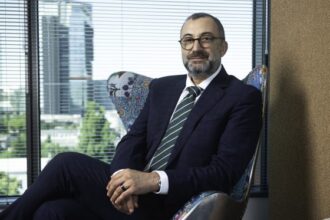 romanii care recicleaza pentru 1350 de companii din intreaga lume isi extind fabricile din tara ionut georgescu fepra numar dublu de angajati investitii de 10 milioane de euro 69260e614bff0