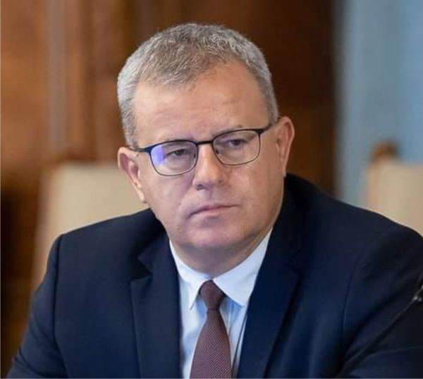 supliment infrastructura nu se poate intra cu tancurile pe trenul de marfa in acest moment in tunelul de la predeal 69296a977bd16