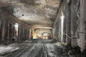 video autostrada a1 lugoj deva umb si bosniacii lucreaza fara pauza la tunelurile ursilor in ciuda ploii si terenului saturat de apa 69297894d050f