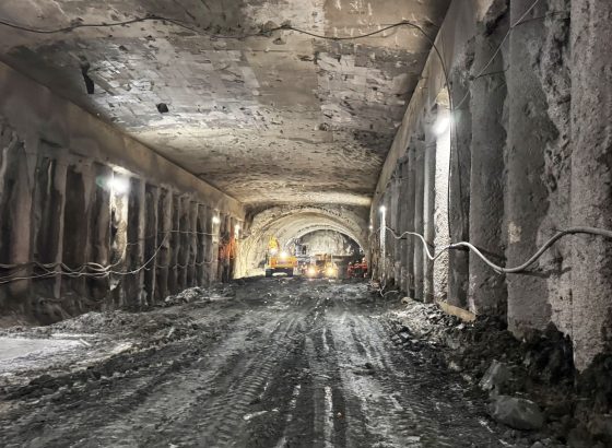 video autostrada a1 lugoj deva umb si bosniacii lucreaza fara pauza la tunelurile ursilor in ciuda ploii si terenului saturat de apa 69297894d050f