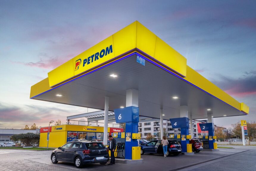 a sasea zi de ieftinire a carburantilor de la inceputul lunii ce pret ofera petrom 693d363423196