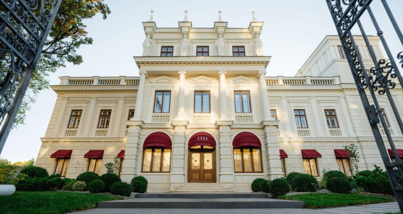 gucci revine in romania cu un magazin la bucuresti 69426b5a57522