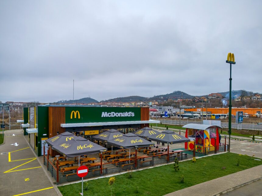 mcdonalds a inaugurat la medias restaurantul cu numarul 114 din romania 694ab4629cac5