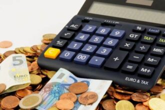 piata valutara euro s a apreciat la 50920 lei 6941d866cfcae