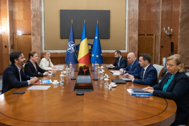 premierul ilie bolojan a discutat cu reprezentantii omv petrom inainte de o vizita la viena batalie pentru noul sef al omv discutii despre o noua forare la marea neagra 692efdb5ae3e1