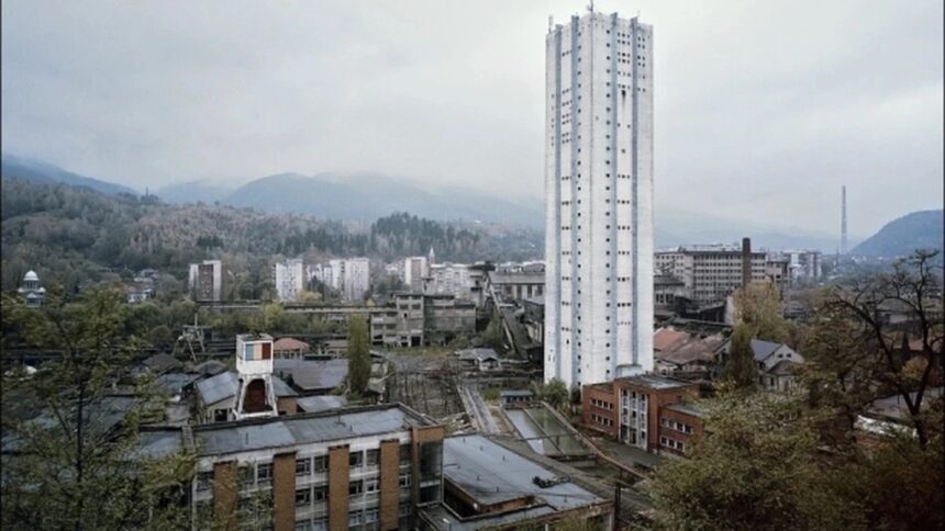 presedintele nicusor dan a promulgat ordonanta pentru finantarea inchiderii minelor din valea jiului peste 3 miliarde de lei vor fi alocati pana in 2032 693c596adb7bd