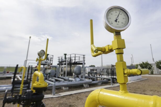 romgaz pregateste furnizarea de gaze direct catre clienti finali pe modelul hidroelectrica cand ar putea incepe primele livrari 693016e784fd1