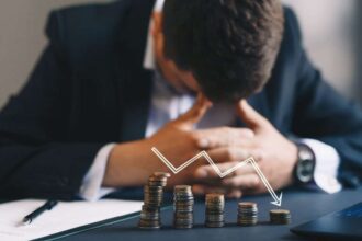 un numar de peste 74 de firme au fost radiate la nivel national cu 053 in primele 11 luni din 2025 comparativ cu aceeasi perioada din anul 2024 694e72d5ba973