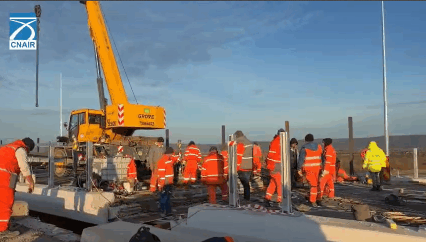 video autostrada a7 focsani adjud umbrarescu mobilizeaza 3 000 de muncitori pentru darea in trafic a 50 km inainte de revelion 694138cc82f80