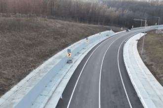 video primul drum facut de chinezi in romania ar putea fi deschis maine la ora 1300 6941233575a70