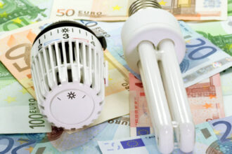 analiza de ce plafonarea preturilor la energie nu ii protejeaza suficient pe romanii cu venituri mici unde apar diferentele de sprijin 6968d17f6644f