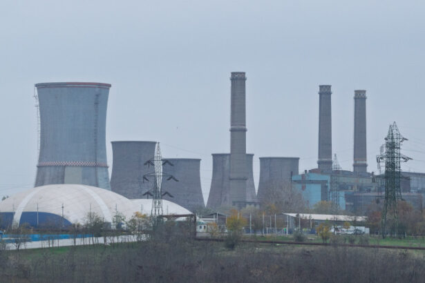 cartel alfa 3 000 de angajati de la combinatul liberty galati au salarii restante de luni de zile un coleg a intrat in greva foamei 696a230a592d1