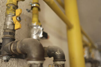 distrigaz sud retele a intrerupt temporar alimentarea cu gaze intr un imobil din sectorul 3 sunt afectati 165 de clienti 695a88fdba117