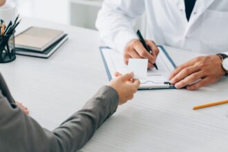 investitii supriza in romania ce sunt asigurarile unit linked si de ce s au inghesuit romanii sa le cumpere in acest an explicatiile presdintelui unsar 6960d48e57e04