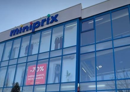miniprix din militari celebru magazin de haine cu preturi mici din capitala se inchide dupa 19 ani pe piata 69732c471df90