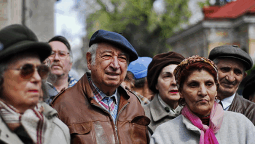 premiera se lanseaza prima asigurare speciala pentru varstnici ce beneficii ofera 697a2523da9fe