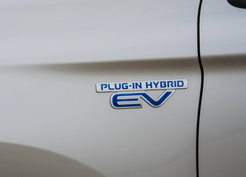 proprietarii de masini hibride vor plati in 2026 un impozit si de 1 000 de lei mult mai mare decat s a stabilit initial consultant fiscal 6966bdabc3f0f