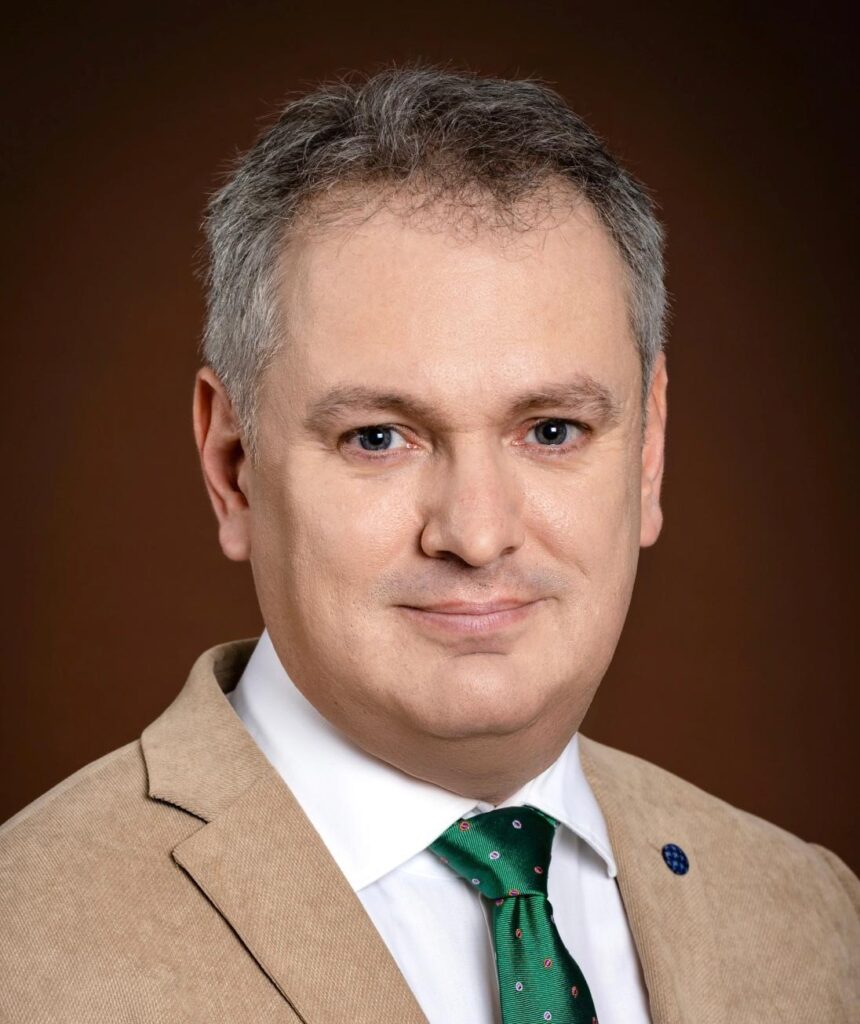 romania a intrat in elita mondiala a asigurarilor ce este cpcu society un master de elita pentru spcialistii in asigurari prezent acum si in romania 695b87761092d
