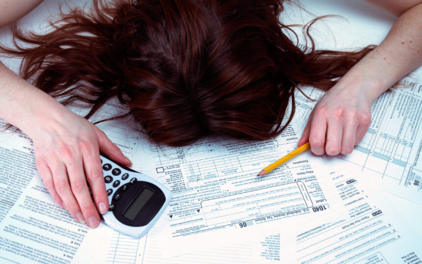 schimbari esentiale pe care pachetul 2 al guvernului bolojan le aduce de la 1 ianuarie 2026 pentru antreprenori hotnews 695ec2e76e1e4