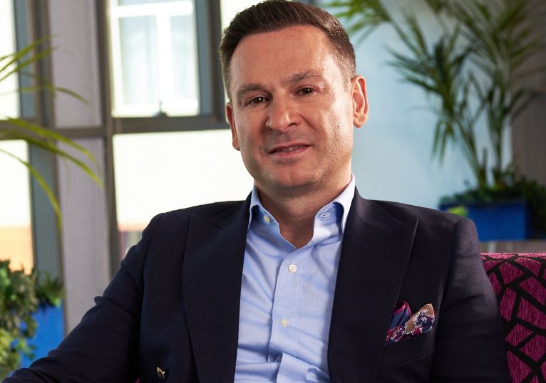 familia negoita cumpara terenuri de 19 000 de metri patrati in sectorul 3 de la firma la care e asociat presedintele cj tulcea horia teodorescu plateste cel putin 46 milioane de euro 69825766349ae