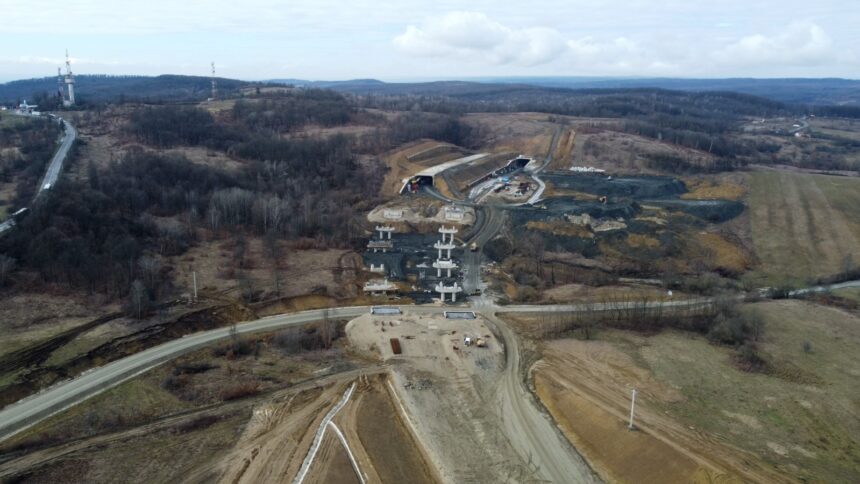 foto autostrada a1 lugoj deva 10 fronturi deschise pentru excavarea tunelului de aproape doi kilometri 69a03031c6966
