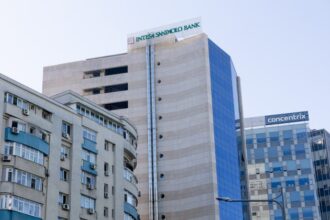 intesa sanpaolo bank a semnat cu bid doua conventii de garantare pentru finantarea antreprenorilor si a autoritatilor locale 6989fa4c82f1b