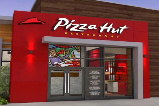 semnal de alarma de cel mai mare grup din industria restaurantelor inchide 7 pizza hut cheltuielile s au majorat cu 5 peste ritmul de crestere a vanzarilor 69a16c6819b68
