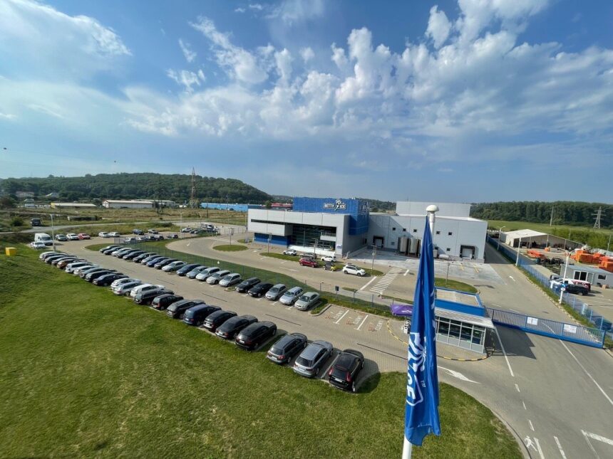 betty ice reia investitiile in fabrica de la suceava inaugureaza o noua linie versatila 69aeb78ab0f00