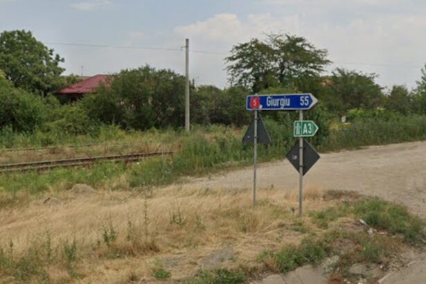 cea mai veche linie de cale ferata din romania se re inchide din 16 martie se asigura transbordarea calatorilor cu microbuze cfr sa 69b197790dc41