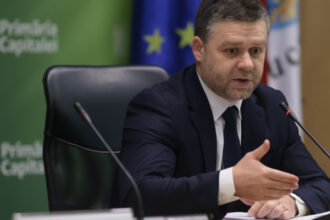 ciucu a anuntat restructurari la primaria capitalei sute de posturi vizate si economii de aproape 28 de milioane de lei 69c501f9b4b15