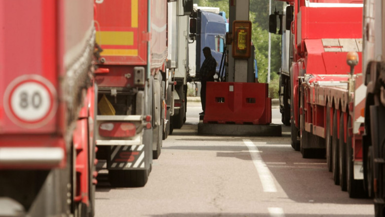 guvernul a modificat schema de ajutor pentru acciza la motorina platile catre transportatori vor fi facute mai devreme 69cc0eb6b2d1e