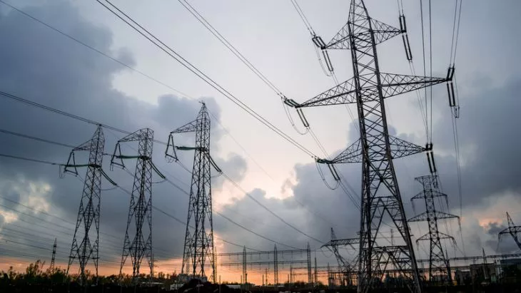 guvernul pregateste simplificarea autorizarii investitiilor in retele 69b1859fcd122