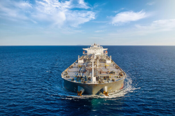 rusia trimite doua nave cu petrol si gaze in ajutorul cubei sfidand blocada impusa de sua 69bb85f899143