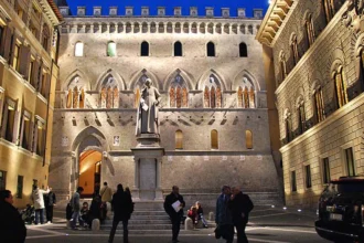 una dintre cele mai vechi banci din lume monte dei paschi di siena preia integral mediobanca vrea sa ajunga la un profit de 37 miliarde de euro 69bfc2e25c774