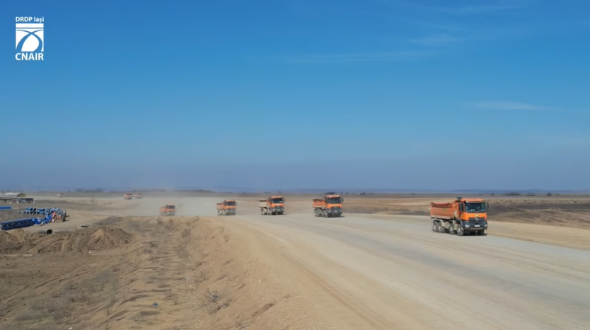 video autostrada a7 bacau pascani umbrarescu a mobilizat peste 600 de muncitori pe loturile 2 si 3 realizate peste 40 69b3f464b9e0d