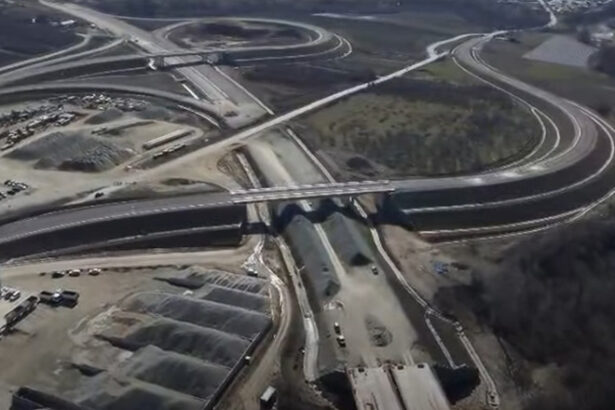 video circulatia pe tronsonul 4 al autostrazii sibiu pitesti ar putea fi deschisa cu sase luni mai devreme anuntul cnair 69b014543f5e4